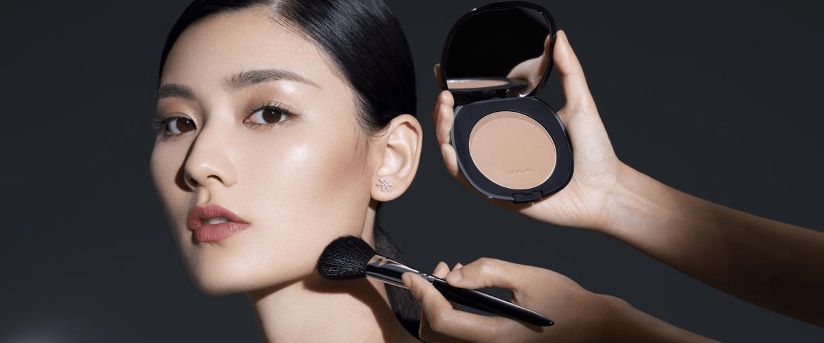 高端美妆品牌VAA｜为东方女性定制自然骨相妆方案